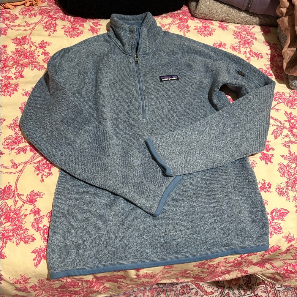Patagonia Women’s Blue Pullover Quarter Zip